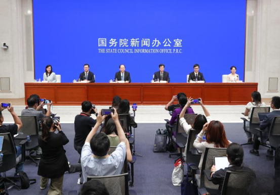 9部门联合发文！如何把政策红利加速转化为市场活力？立足硬件升级与要素保障协同发力，引领县域消费流通升级